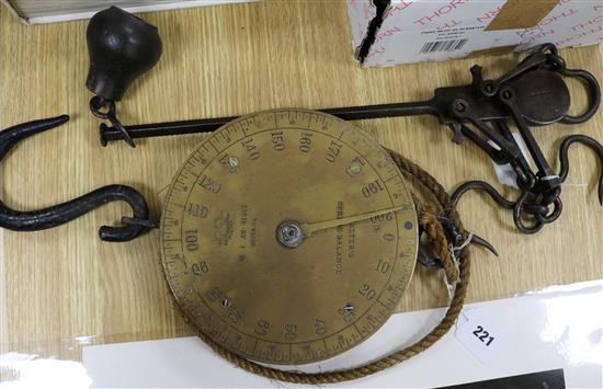 A First World War balance scale and a Salters Spring Balance scale